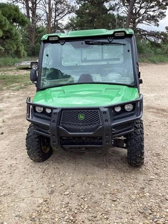 2024 John Deere Gator XUV 835R Signature Edition 4WD Utility Cart for Sale image 1