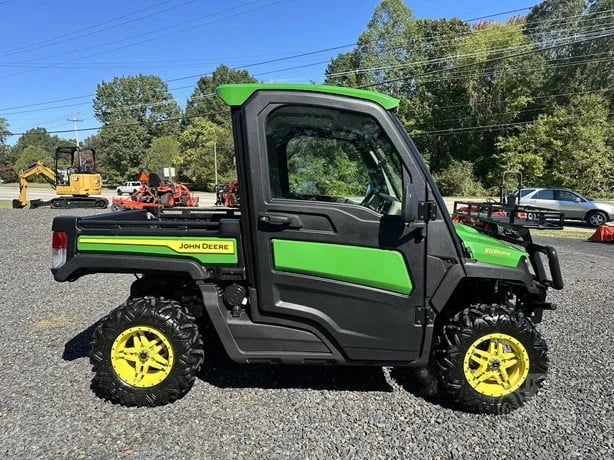 2023 John Deere Gator XUV 835R 4WD Drive Utility Cart for Sale image 10