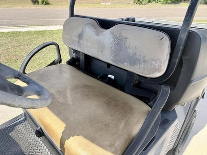 2017 Cushman Hauler 1200X Gas Carbureted Golf Cart for Sale image 4