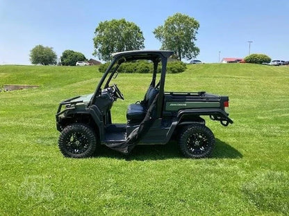 2023 John Deere Gator XUV 835M 4WD Utility Cart for Sale image 3