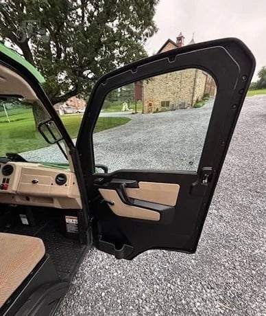 2018 John Deere Gator XUV 835R 4WD Utility Cart for Sale image 8