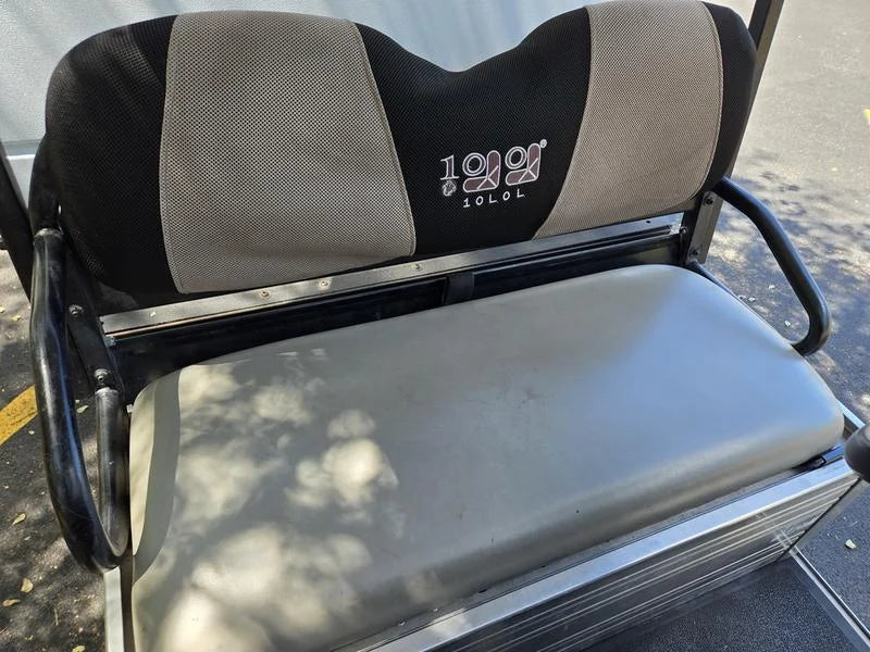 2017 CLUB CAR Carryall 500 - Housekeeping Utility Cart for Sale image 3