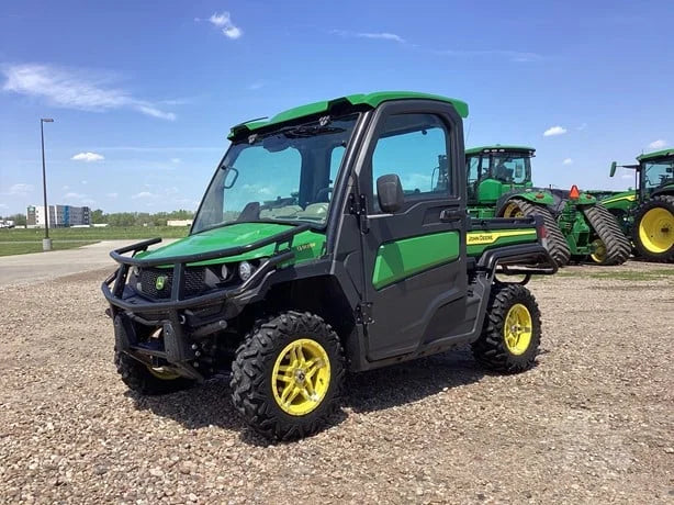 2023 John Deere Gator XUV 835R 4WD Utility Cart for Sale image 2