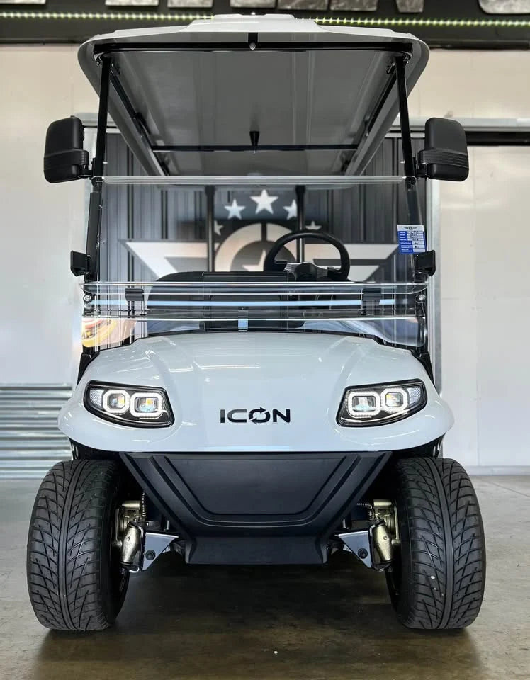 White 2024 Icon EV i40F Golf Cart for Sale image 4