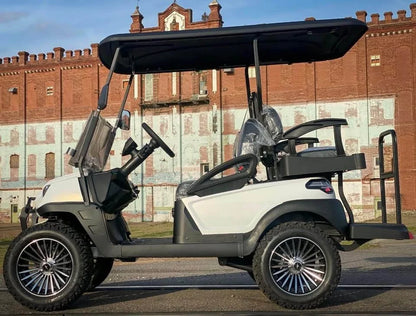 2023 Atlas Lifted 4 passenger Golf Cart for Sale image 3