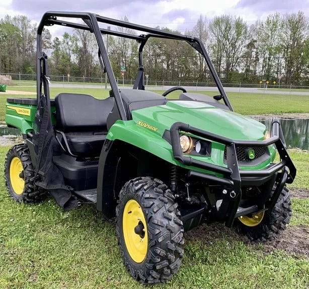 2023 John Deere Gator XUV 560E 4x4 Gas Utility Cart For Sale image 1