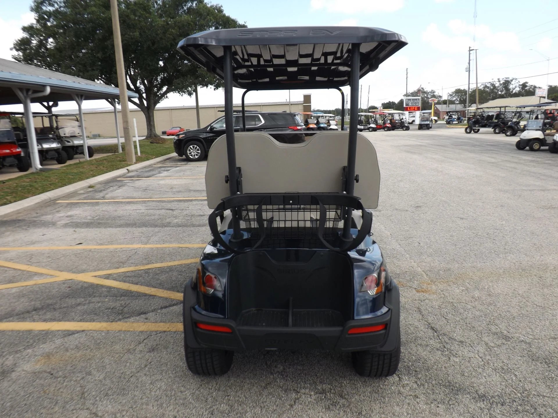 Black 2024 Star EV SIRIUS 4 Forward Lithium Golf Cart for Sale image 3