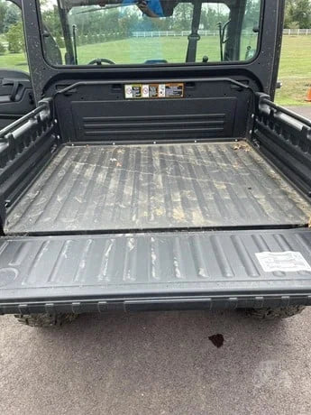 2023 John Deere Gator XUV 835M HVAC For Sale image 5