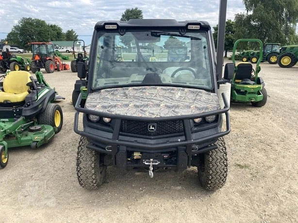 2020 John Deere Gator XUV 835R For Sale image 2