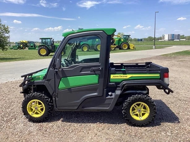 2023 John Deere Gator XUV 835R 4WD Utility Cart for Sale image 6