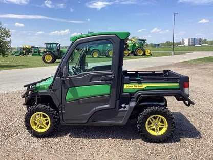 2023 John Deere Gator XUV 835R 4WD Utility Cart for Sale image 6