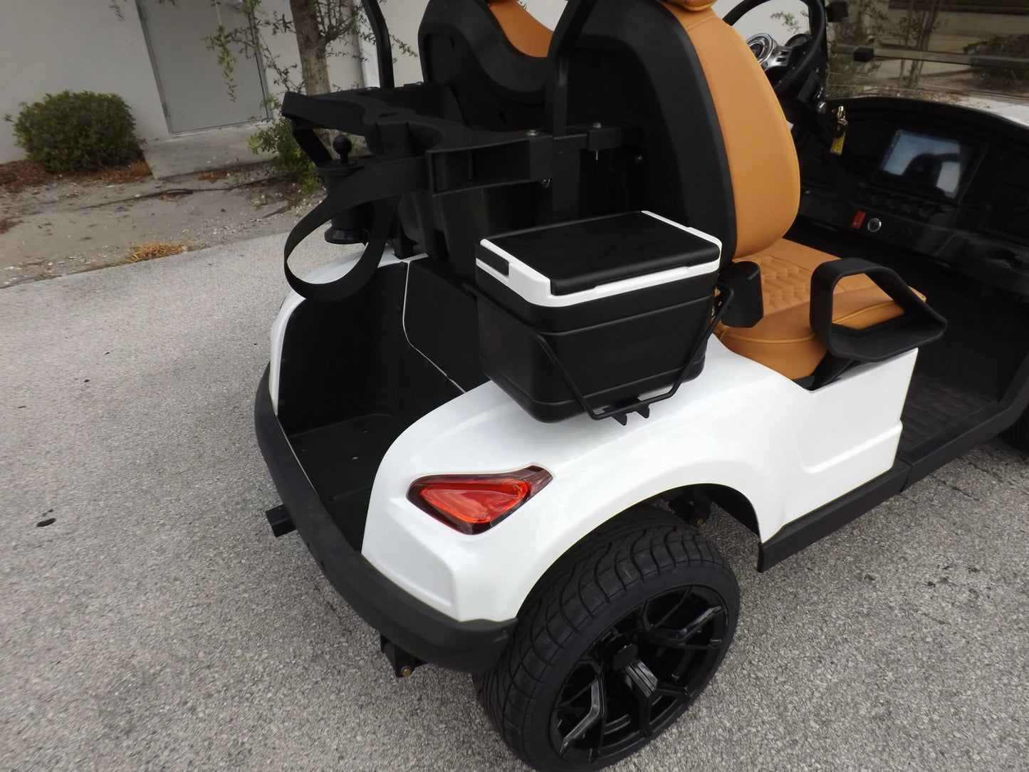 White 2024 GORILLA G2 LI 2 Pass Lithium Golf Cart for Sale image 12