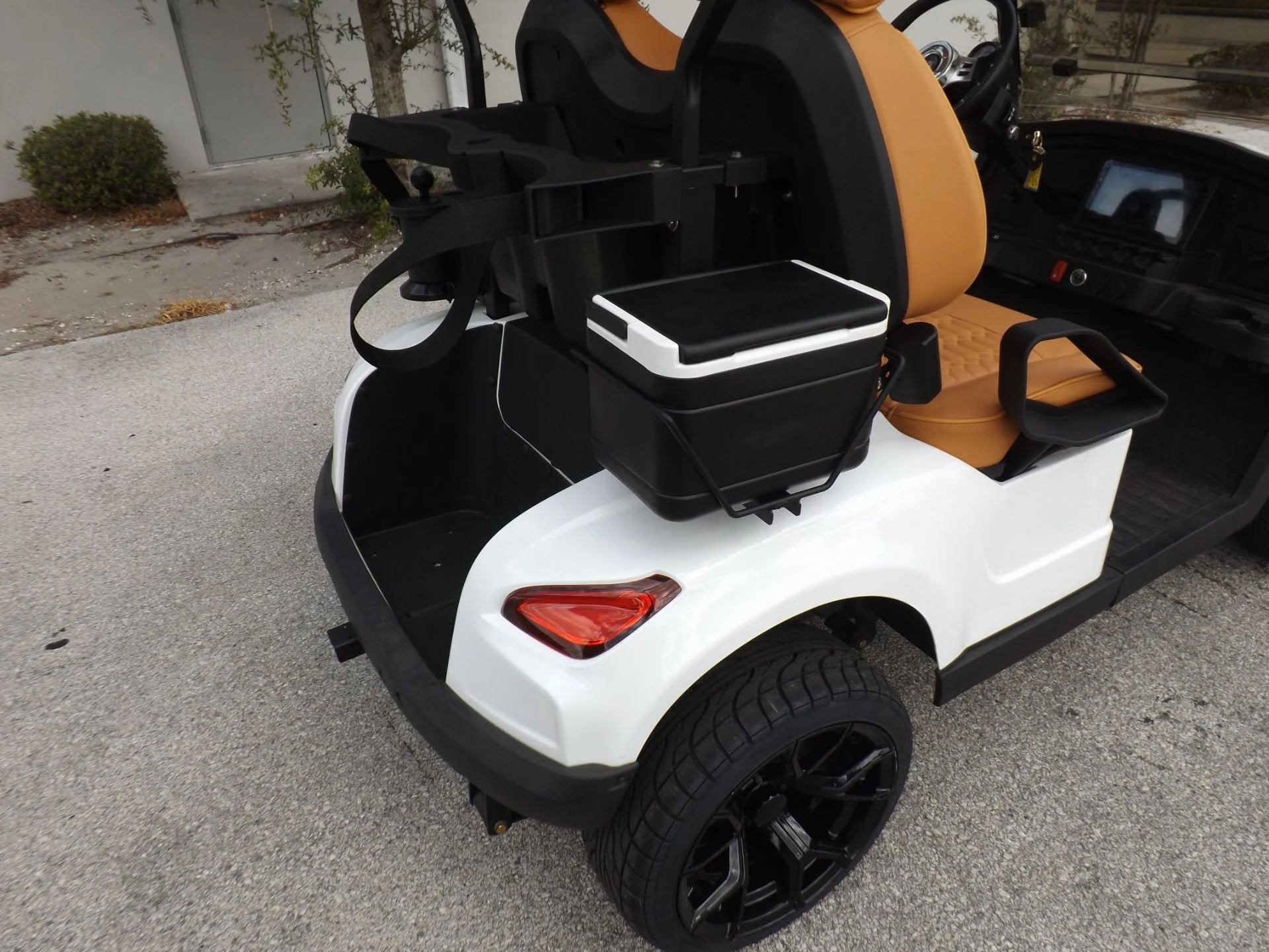 White 2024 GORILLA G2 LI 2 Pass Lithium Golf Cart for Sale image 12