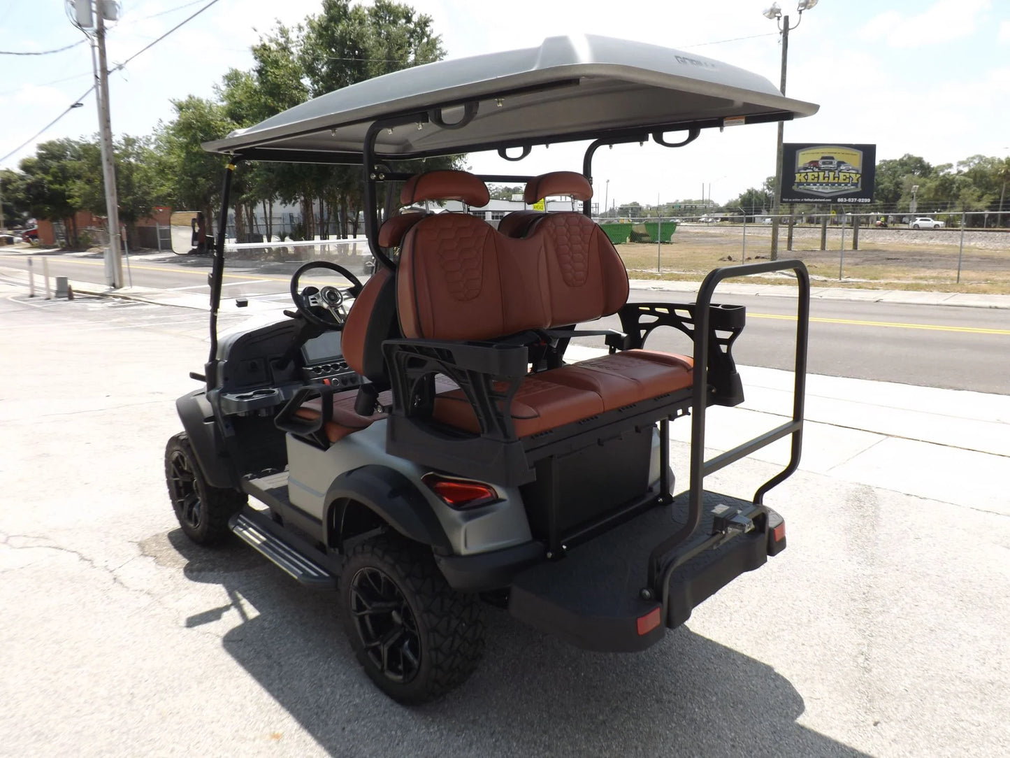 2024 GORILLA G4L LI 4 Pass Lifted Lithium Golf Cart for Sale image 4