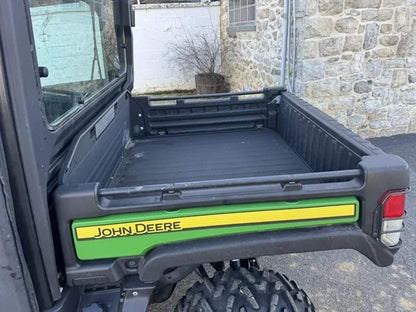 2018 John Deere Gator 4WD XUV 835M Utility Cart for Sale image 1