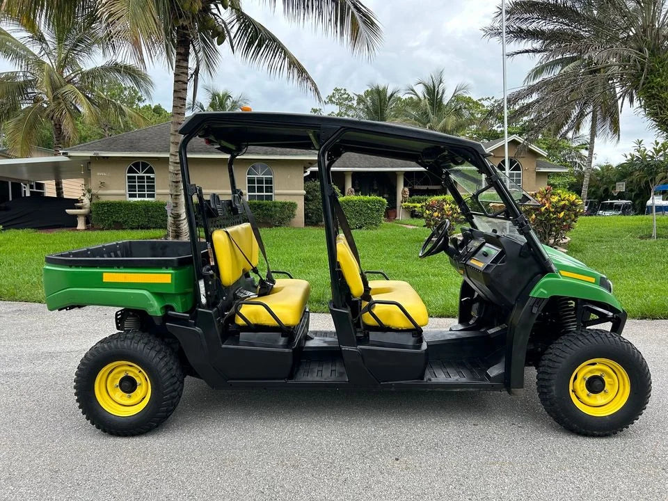 2020 John Deere Gator XUV560E Utility Cart for Sale image 6