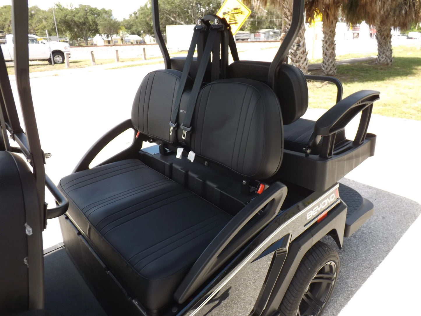 2022 Bintelli BEYOND 6P Golf Cart for Sale image 19