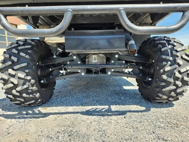 2018 John Deere Gator XUV 835M 4WD Utility Cart with 54 HP for Sale image 7