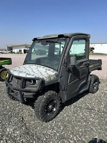 2019 John Deere Gator XUV 835M 4WD Utility Cart for Sale image 0