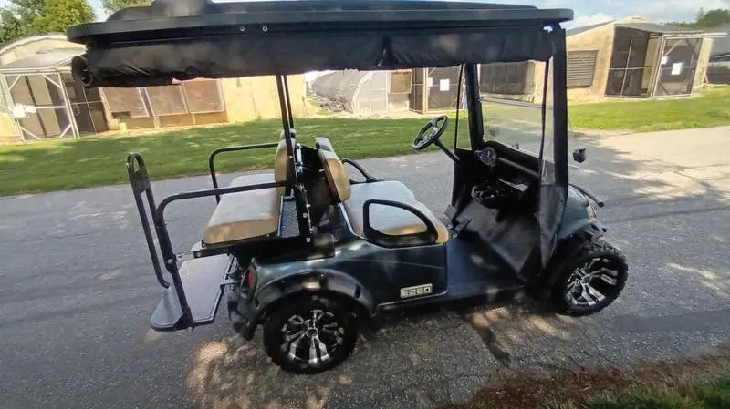 2015 E-Z-GO RXV Electric Golf Cart for Sale image 8