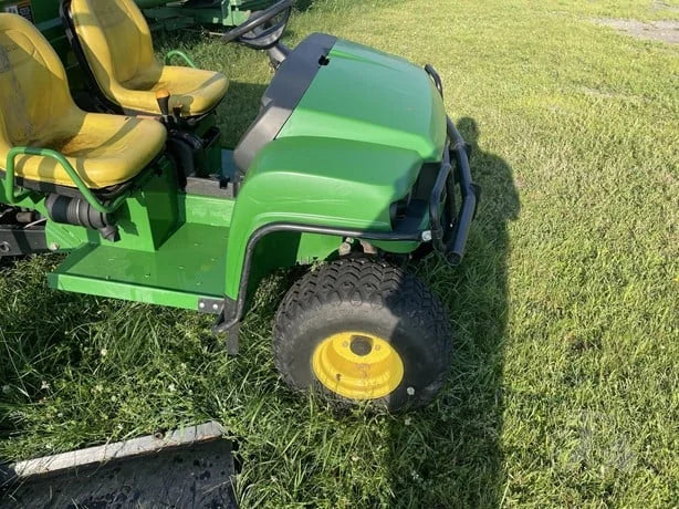 2004 John Deere Gator HPX 4x4 Gas For Sale image 1