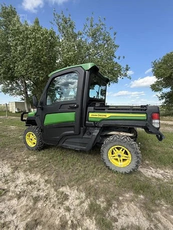 2022 John Deere Gator XUV 835R 4WD Utility Cart for Sale image 10