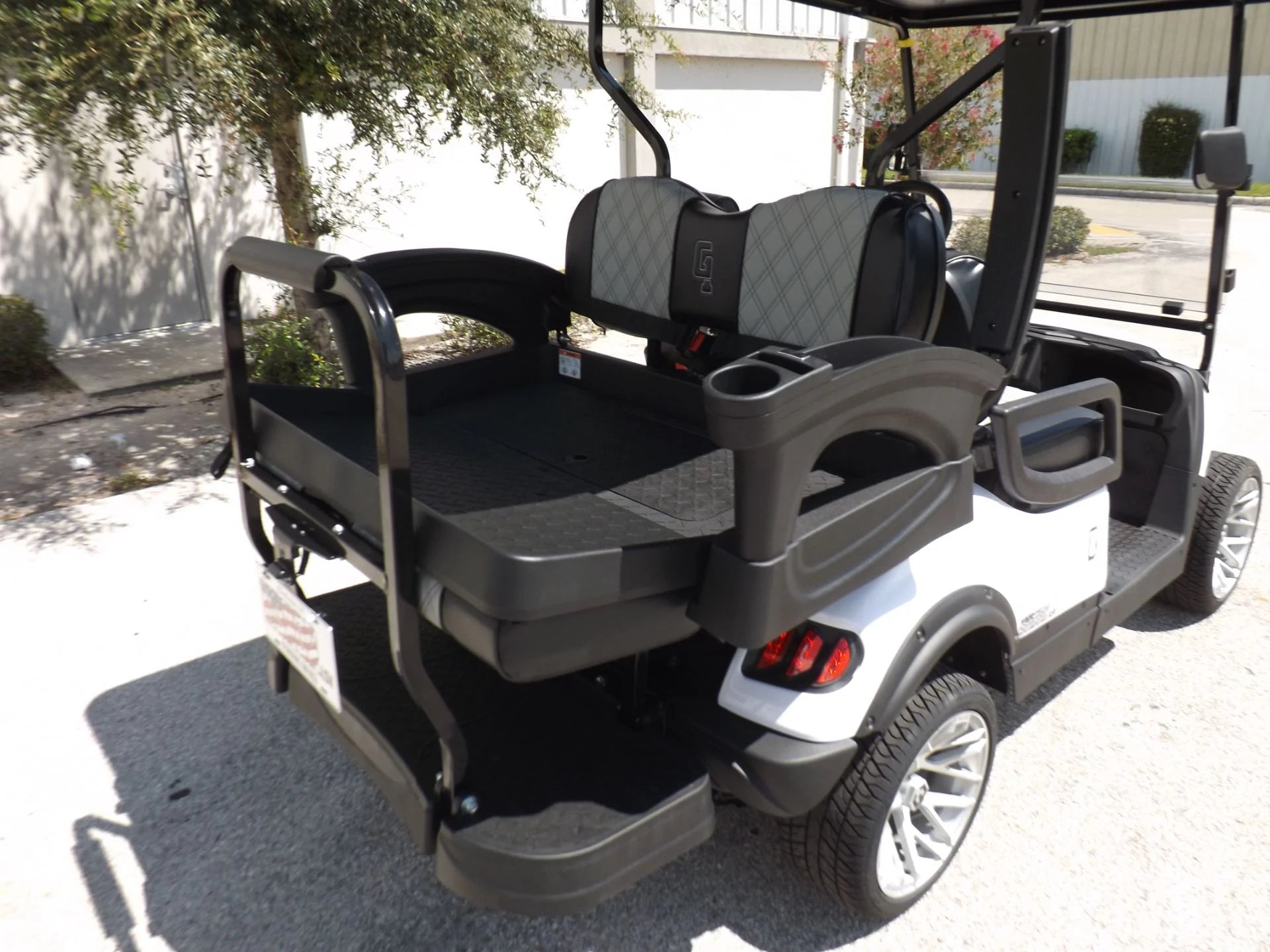 White 2023 HONOR LSV 2+2 G1 Lifted Lithium Golf Cart for Sale image 12