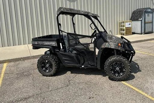 2025 John Deere Gator XUV 590M 4x4 Gas Utility Cart For Sale image 2