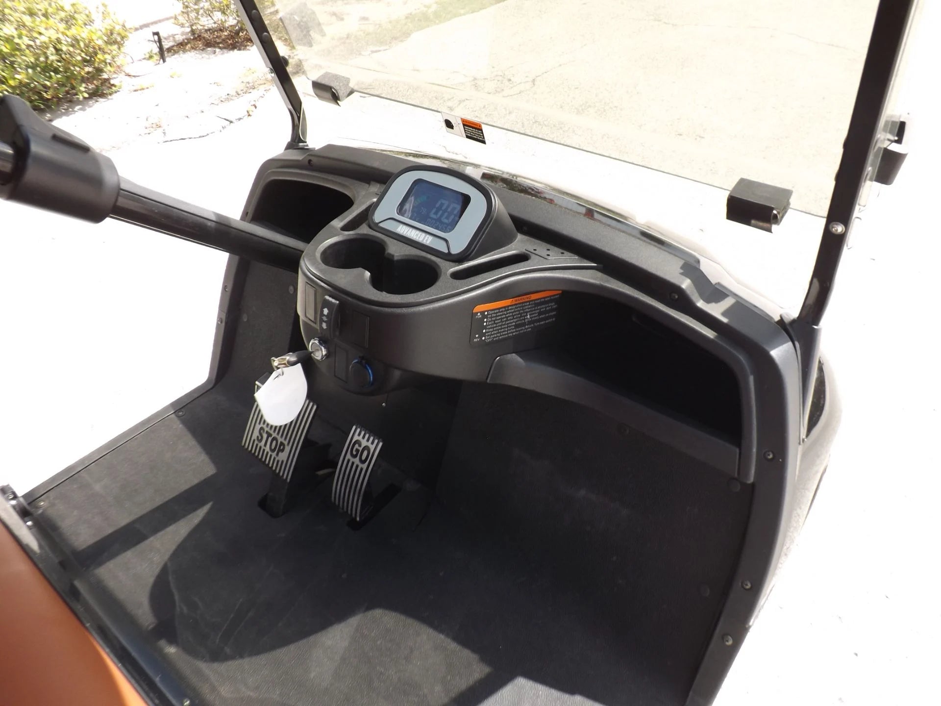 2022 Advanced EV AEV 2 Golf Cart for Sale image 7