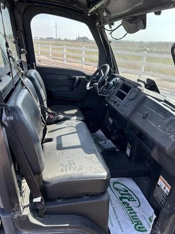 2019 John Deere Gator XUV 835M 4WD Utility Cart for Sale image 3