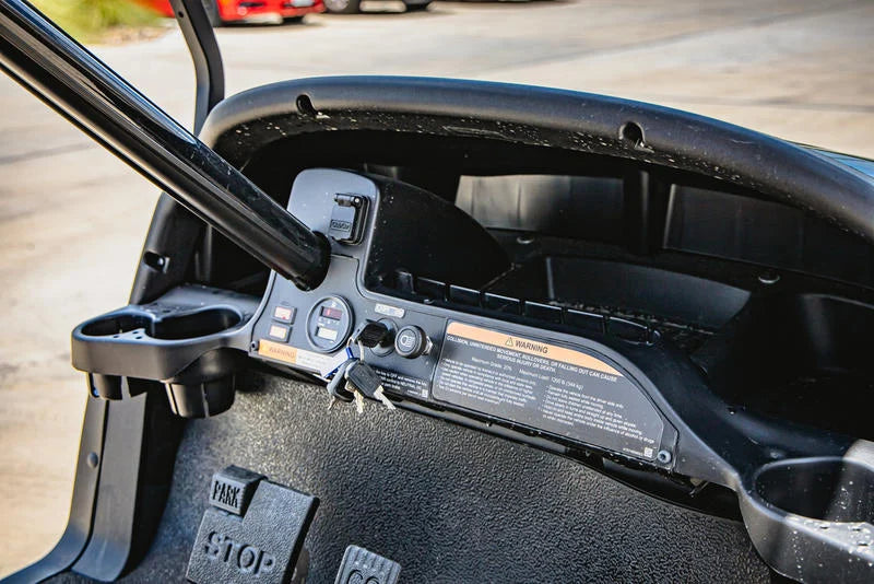 2025 CLUB CAR Onward Lifted 6-Pass Gas EFI for Sale image 4