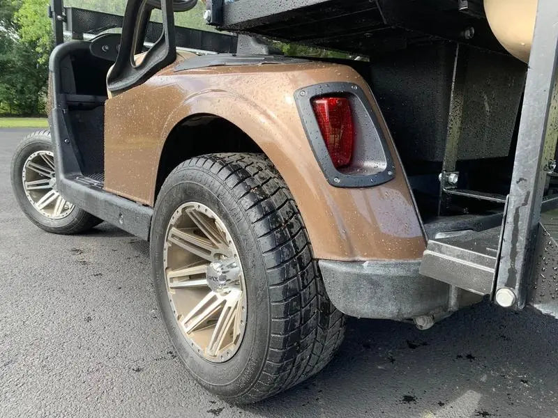 2018 E-Z-GO RXV 48V Golf Cart For Sale image 2