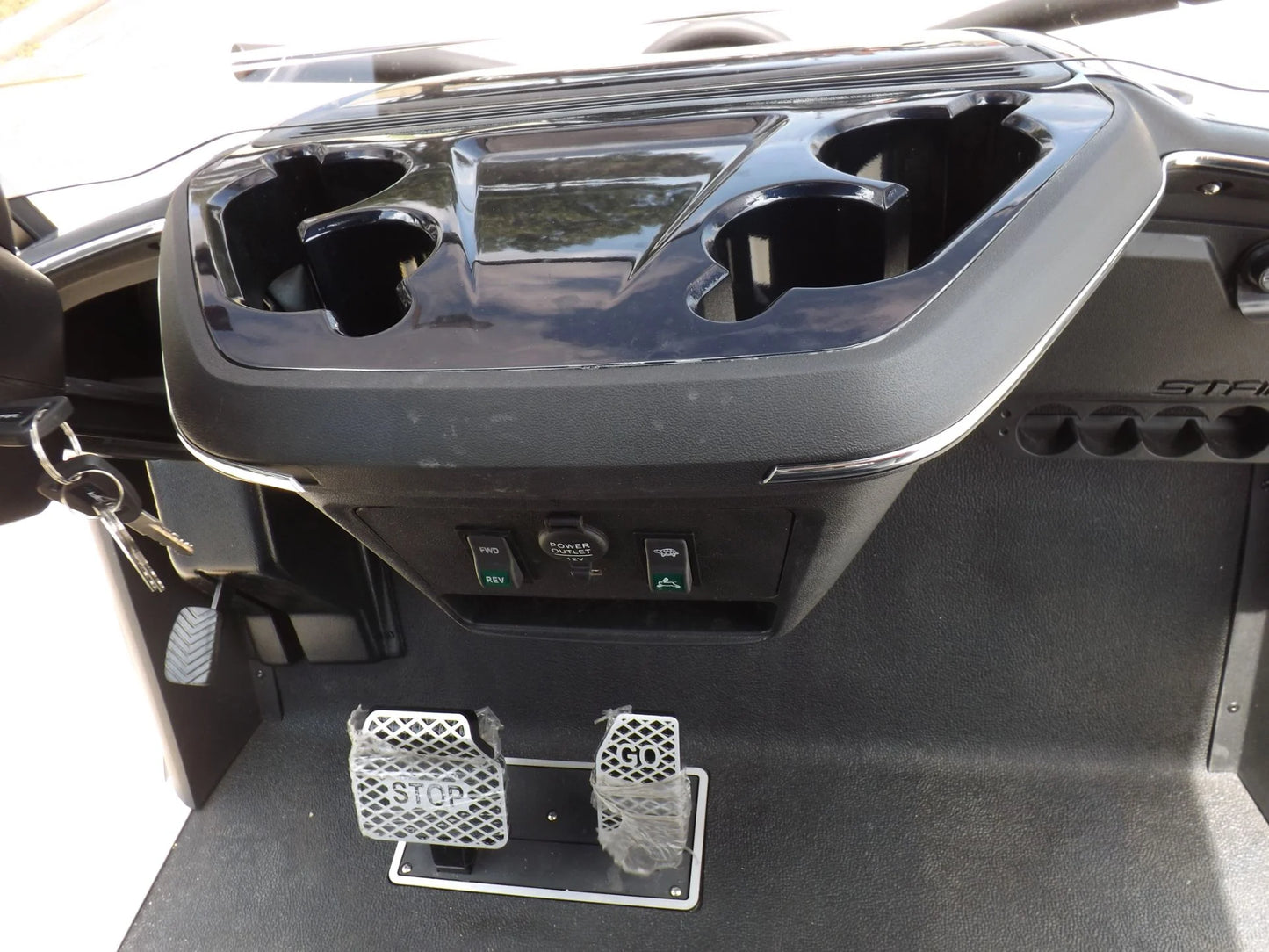 2024 Star EV SIRIUS 4+2 Lifted Lithium Golf Cart for Sale image 9