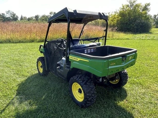 2025 John Deere Gator XUV 560E 4x4 Gas Utility Cart For Sale image 2