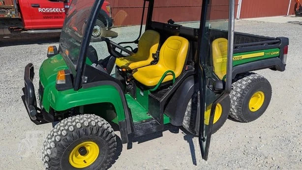 2014 John Deere Gator TH 4x4 Utility Cart For Sale image 11