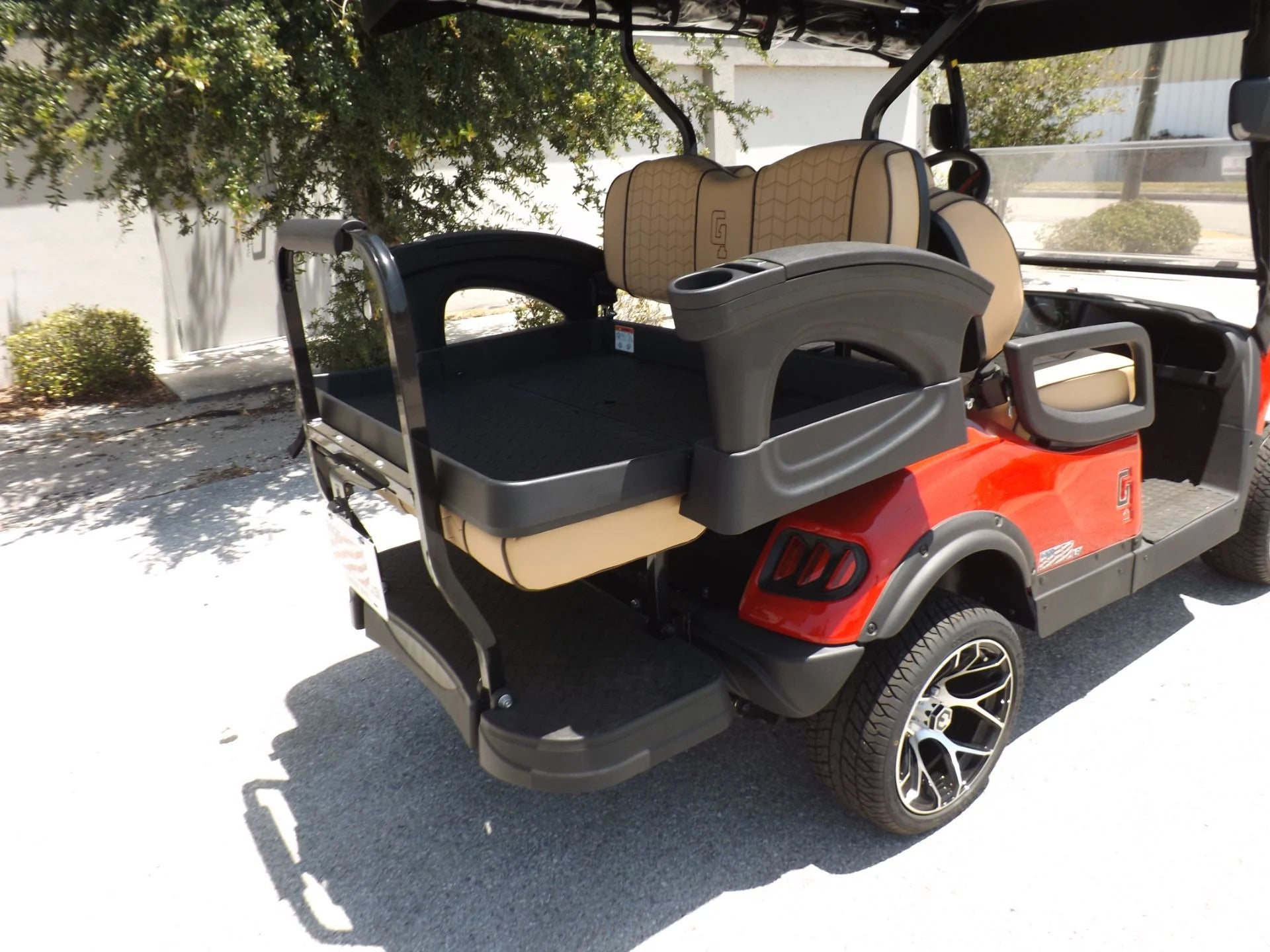 Red 2024 HONOR LSV 2+2 G1 Lifted Lithium Golf Cart for Sale image 13